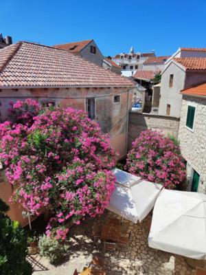 Guest House Adria 2 Primosten Exterior photo